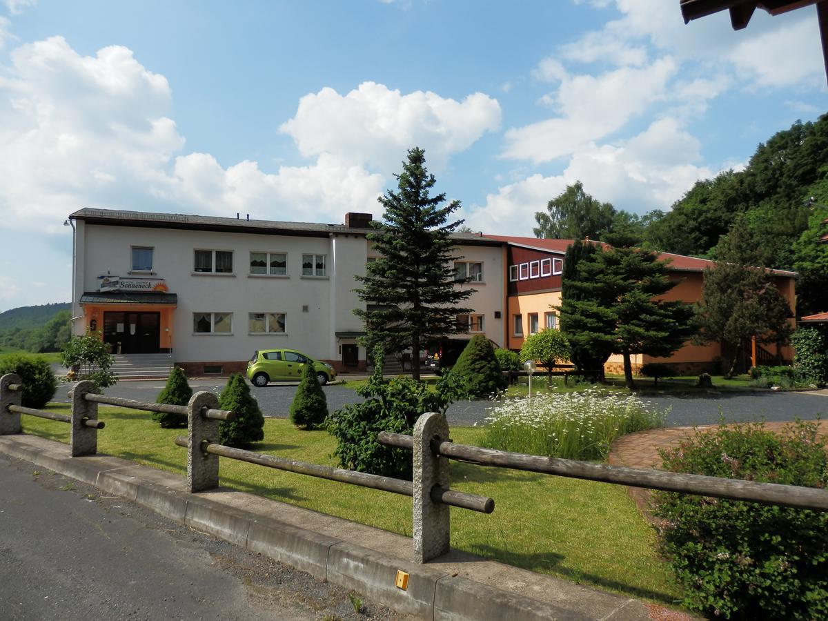 Schalkau Hotel Und Gasthof "Sonneneck" מראה חיצוני תמונה